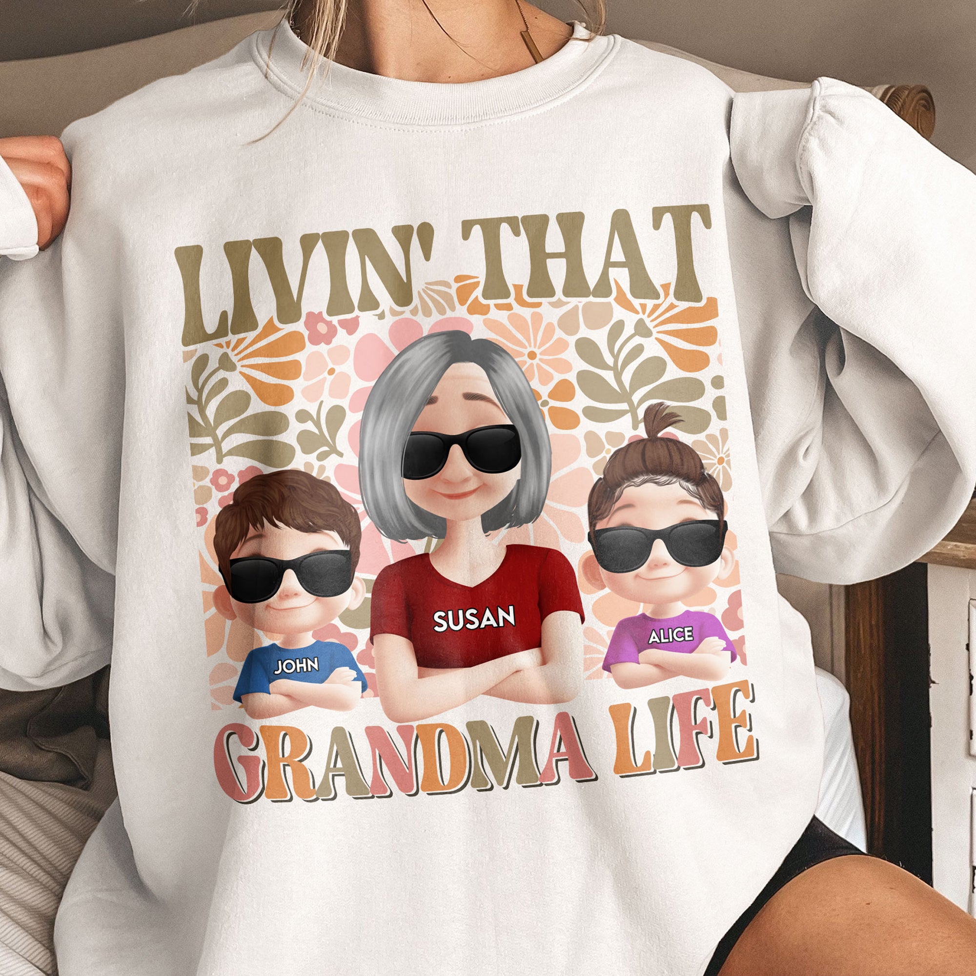 Livin' That Grandma Life - PersonalizedOne Size Shirt