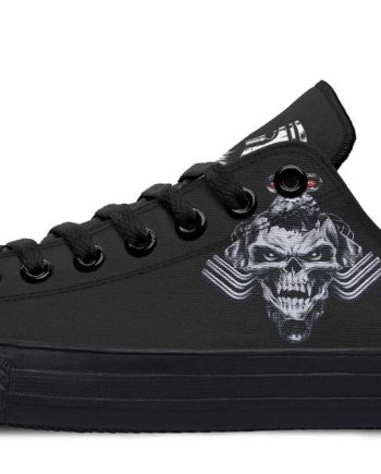 Tailpipe Skull Edgy Black Low-Top Sneakers